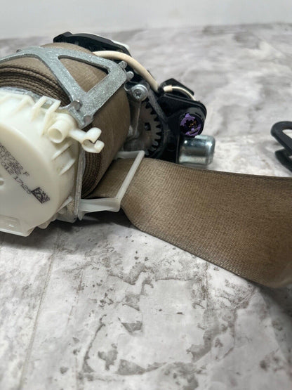 2007-15 Audi Q7 Front Right Seat Belt Retractor OEM