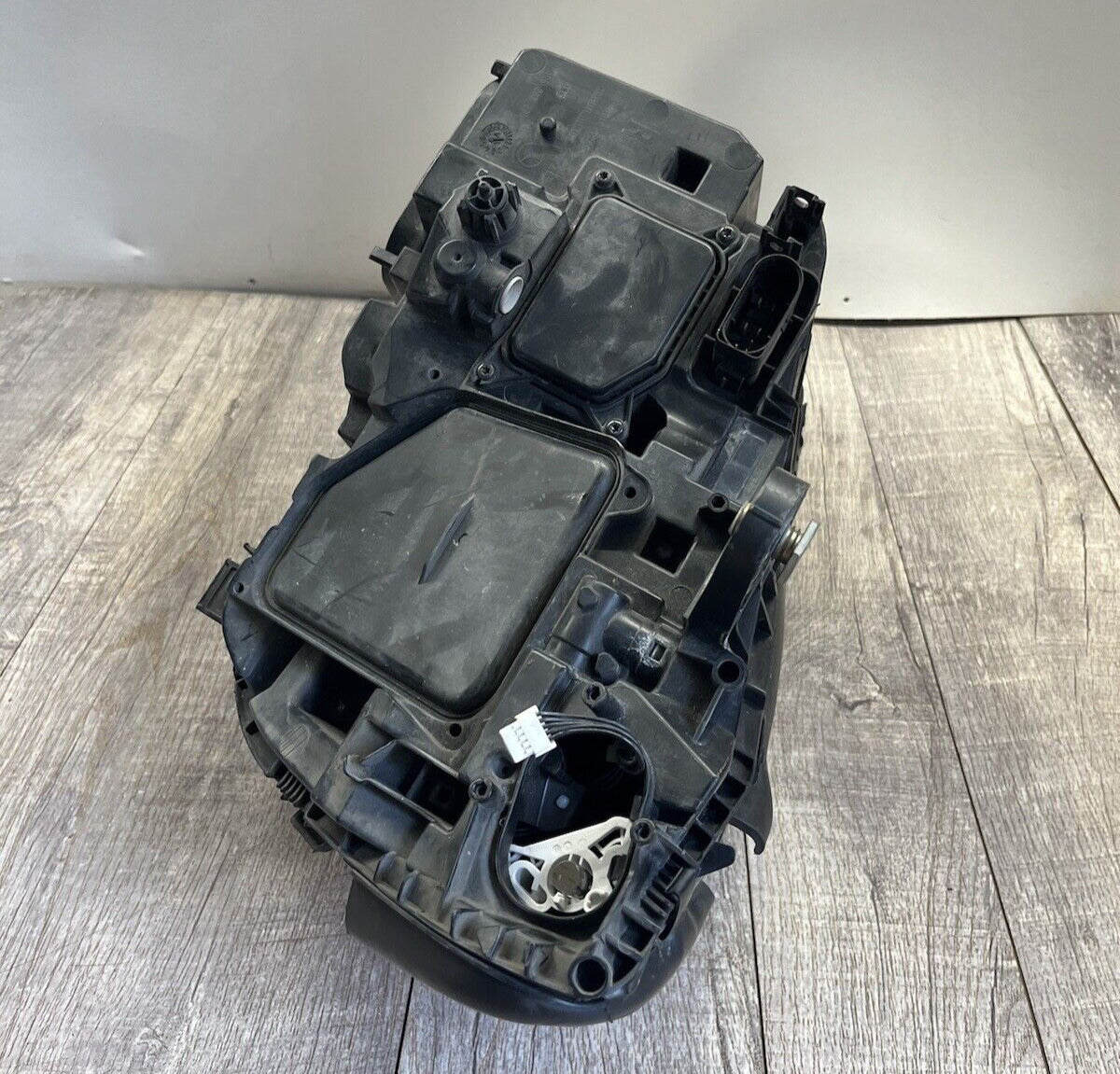 2015-18 Mercedes Benz C-Class W205 C300 Right Side Led Headlight OEM