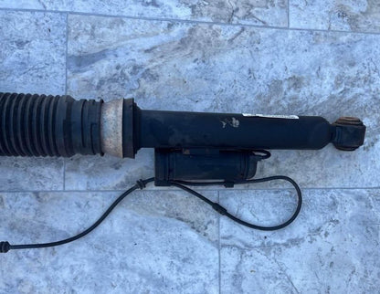 2007-13 Mercedes W221 S550 Rear Right Air Suspension Shock Strut OEM LOCAL