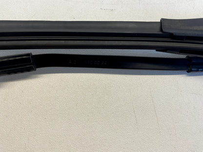 2008-14 Mercedes Ben W204 C300 Left Side Wiper Arm Cleaner Windshield OEM