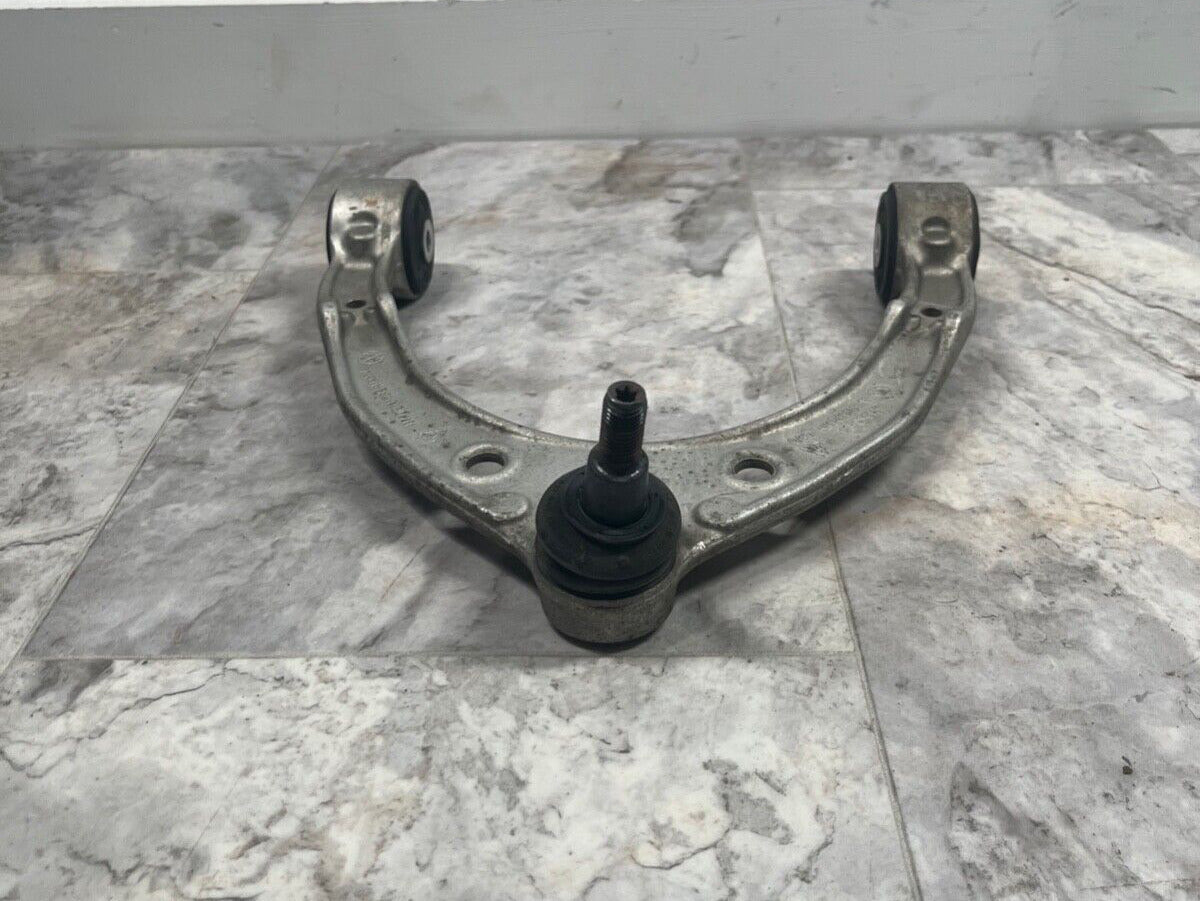 2007-15 Audi Q7 Front Left or Right Upper Arm OEM