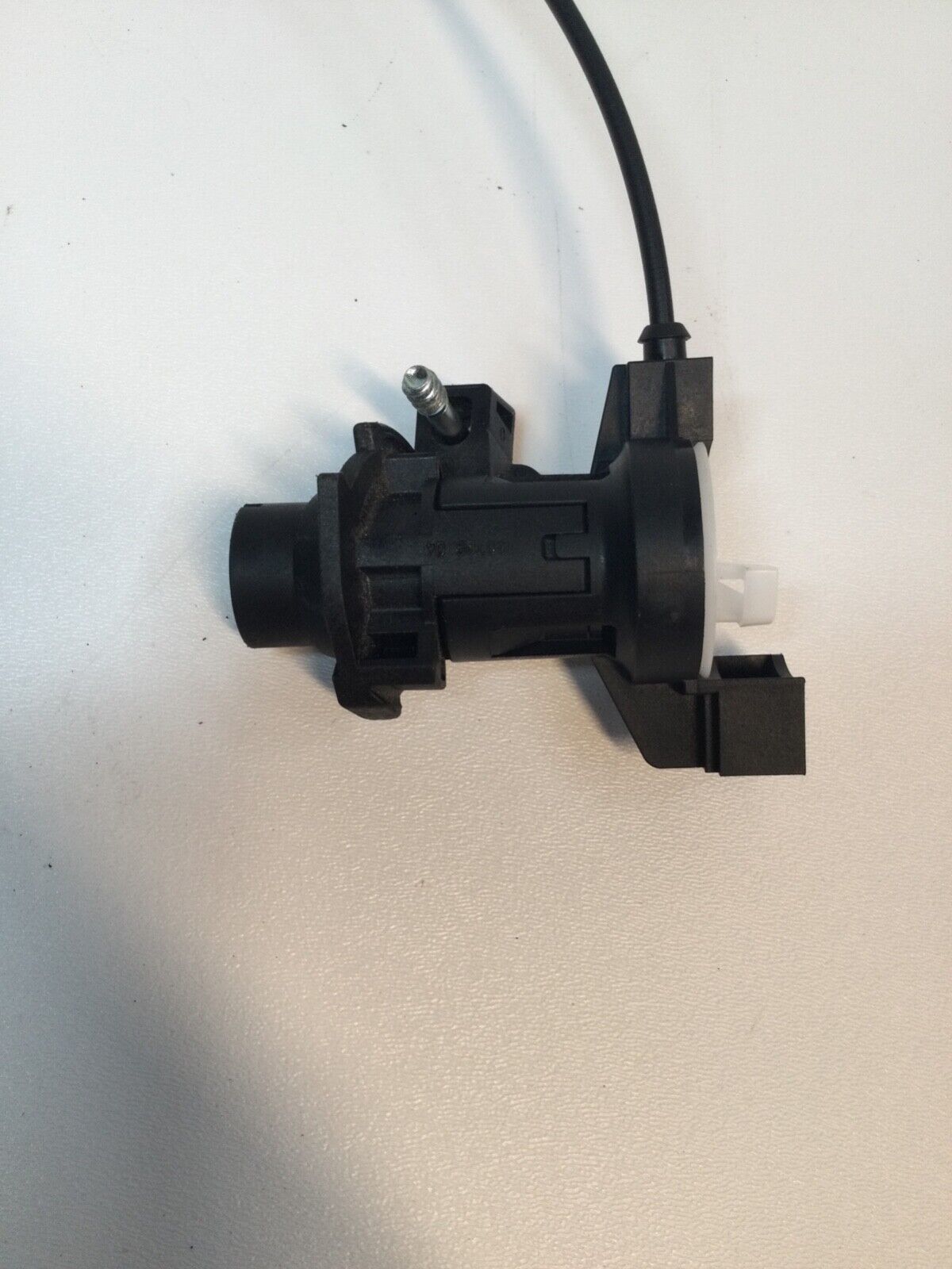 2008-15 Mercedes C300 W204 C250 Trunk Lid Latch Lock Actuator OEM