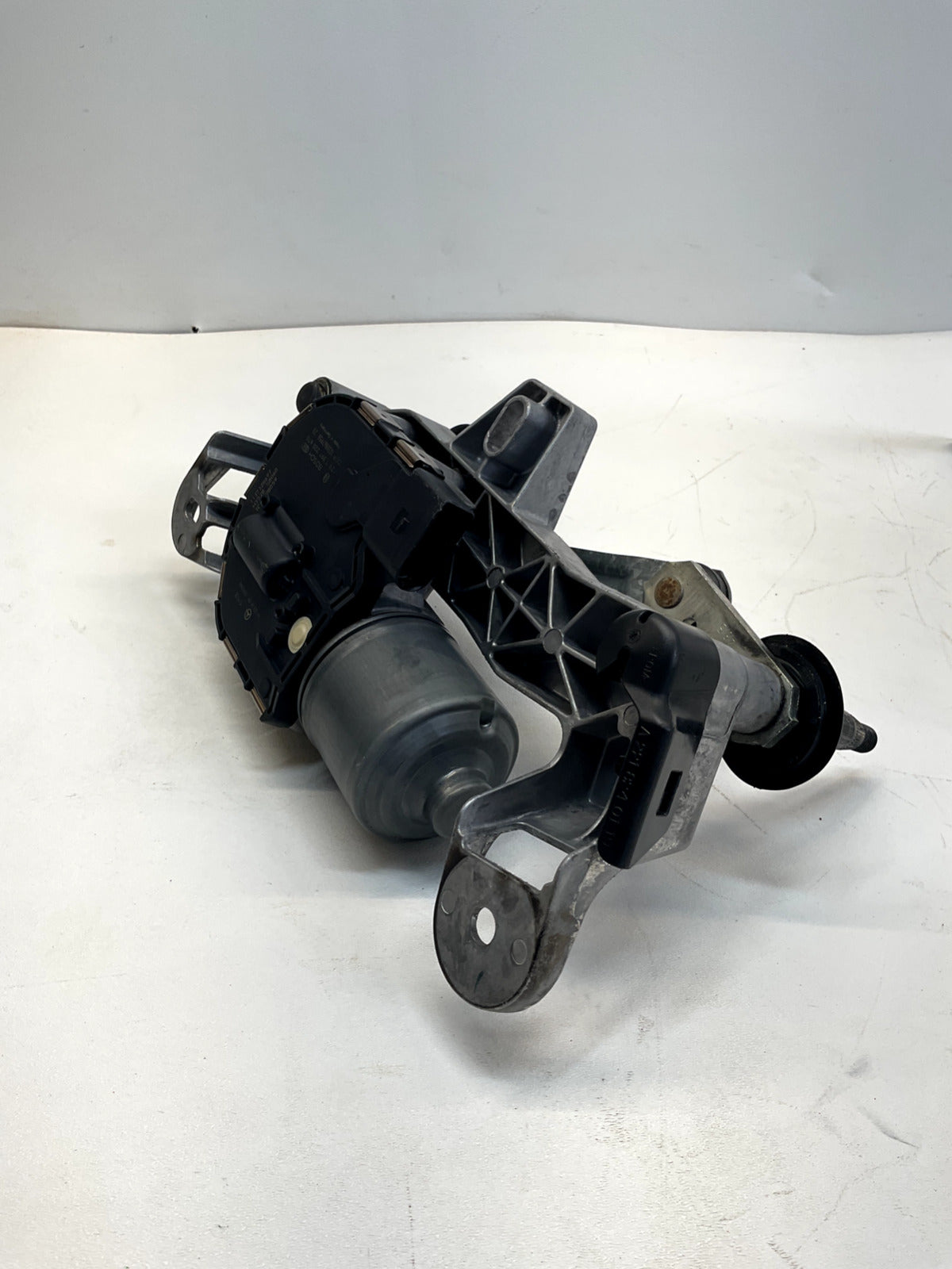 2007-14 Mercedes W221 S550 Right Windshield Wiper Motor  OEM