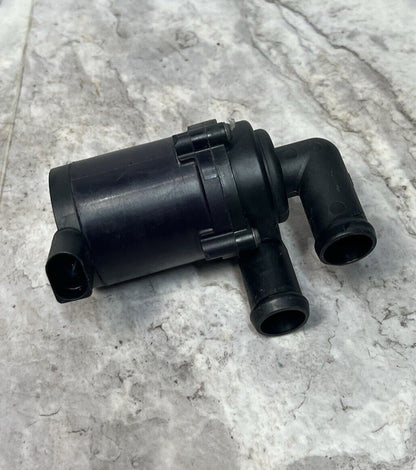 2007-15 Audi Q7 Engine Auxiliary Water Pump OEM