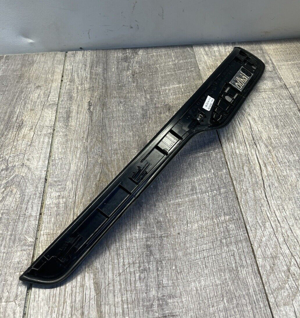 2007-11 BMW E90 E91 328i Rear Left Driver Side Door Scuff Tread Plate OEM