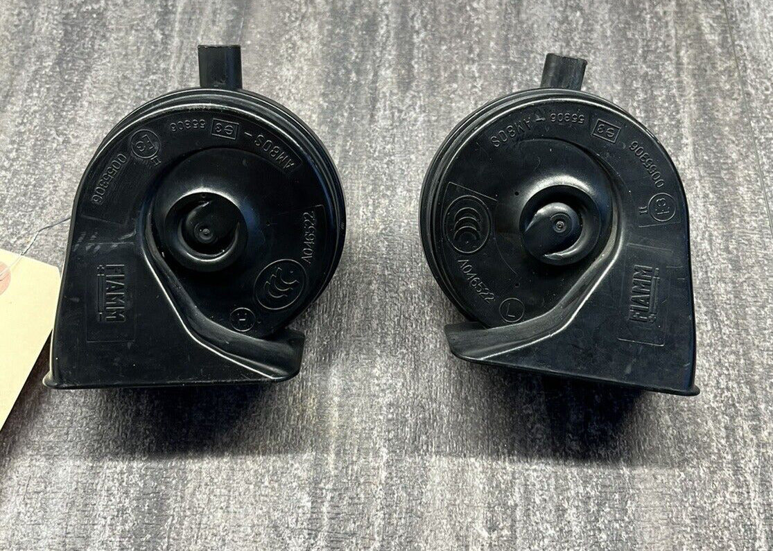 2006-10 BMW E90 325i 328i 335i Set of 2 High & Low Tone Horn Signal OEM