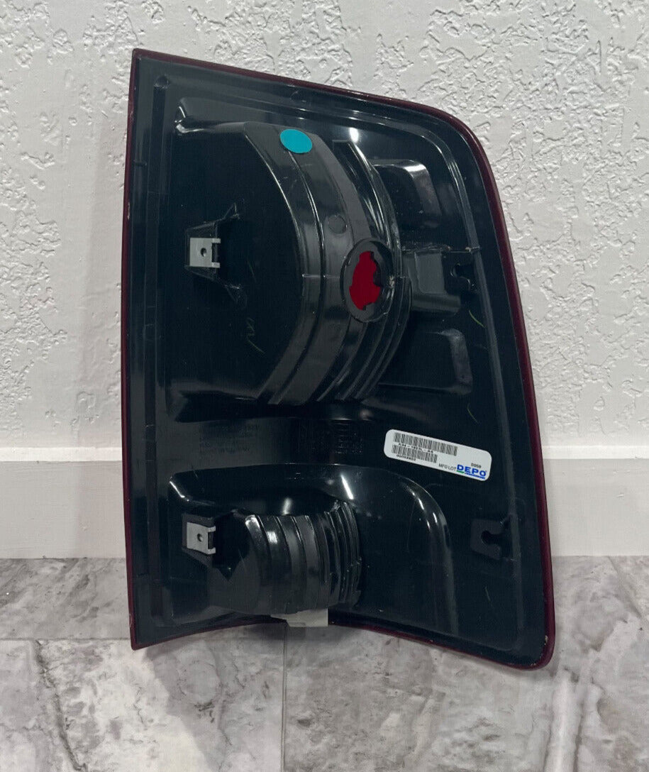 2009-18 Dodge Ram 1500/2500/3500 Rear Driver Left Side Tail Light