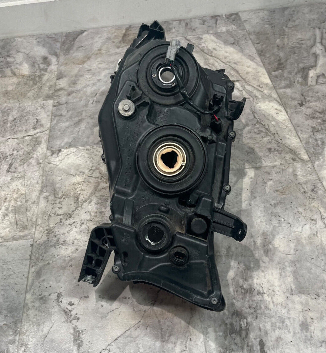 2010-12 Lexus RX 350 Front Right Side HID Hadlight DAMAGED