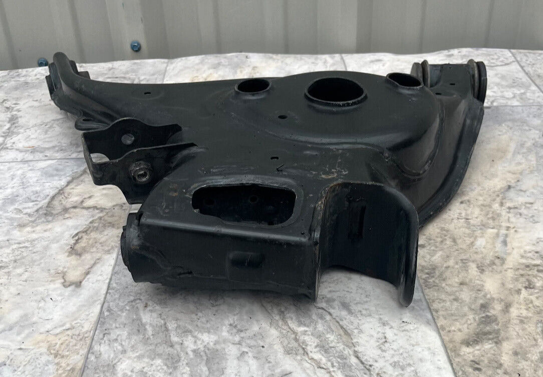 2005 Audi A6 Rear Left Lower Axle Knuckle OEM