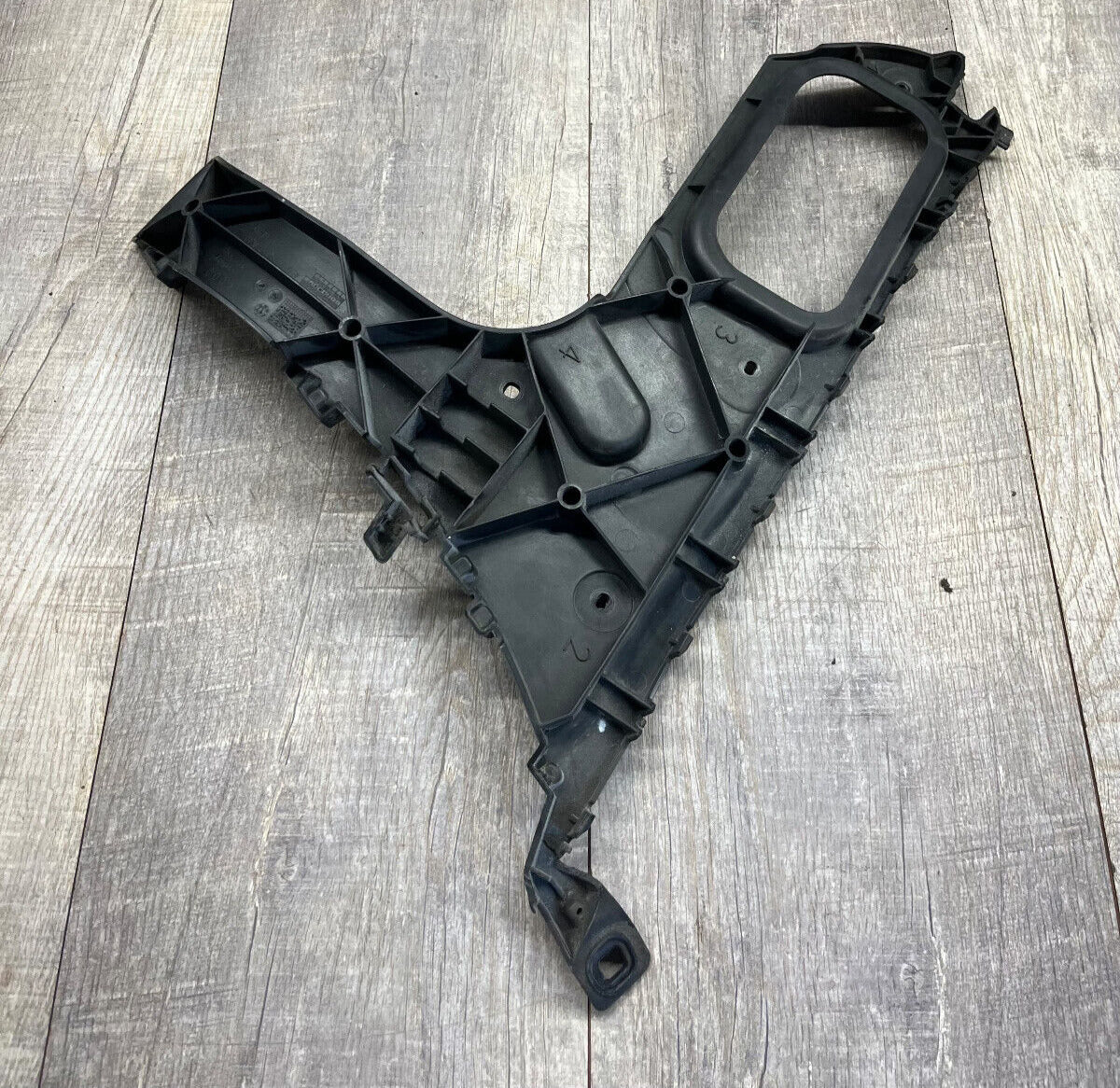 2007-15 Audi Q7 Rear Right Passenger Side Bumper Guide Bracket Support OEM