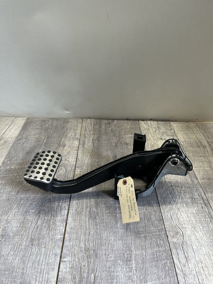 2008-14 Mercedes W204 C300 Brake Stop Pedal Assembly OEM