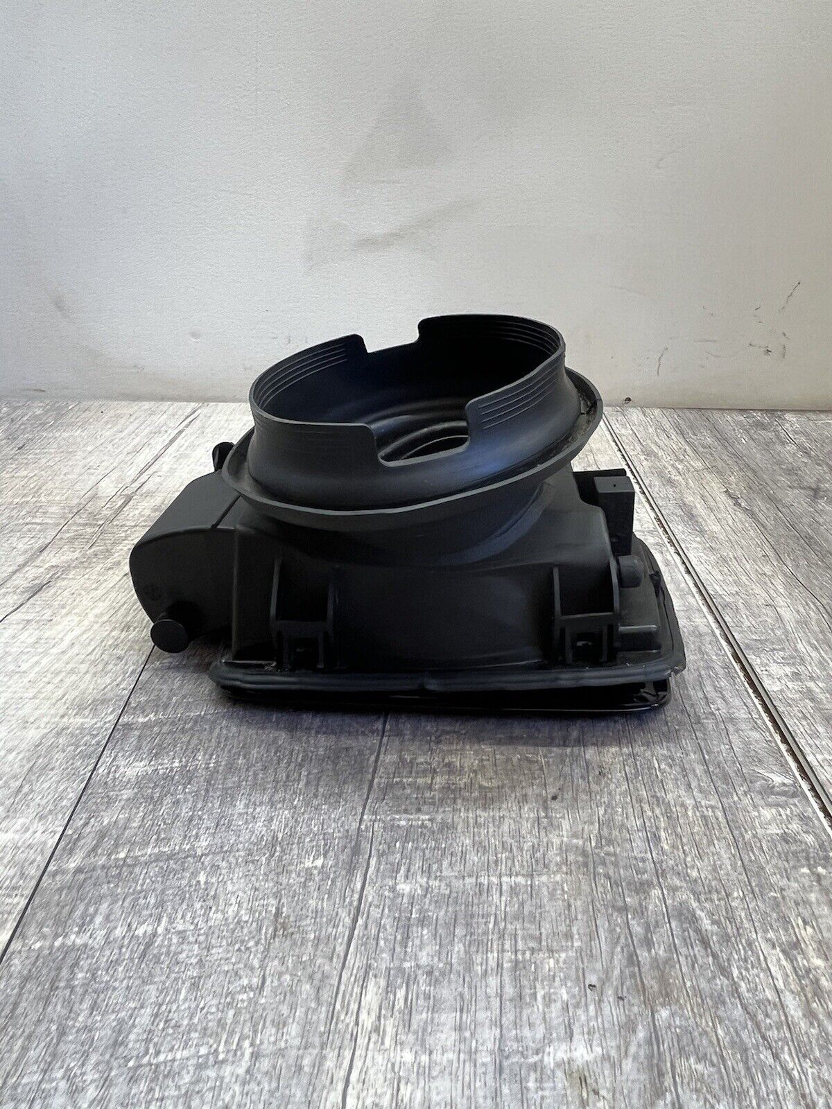 2006-12 BMW E90 E91 328i Exterior Fuel Tank Filler Door Lid Cover Panel OEM