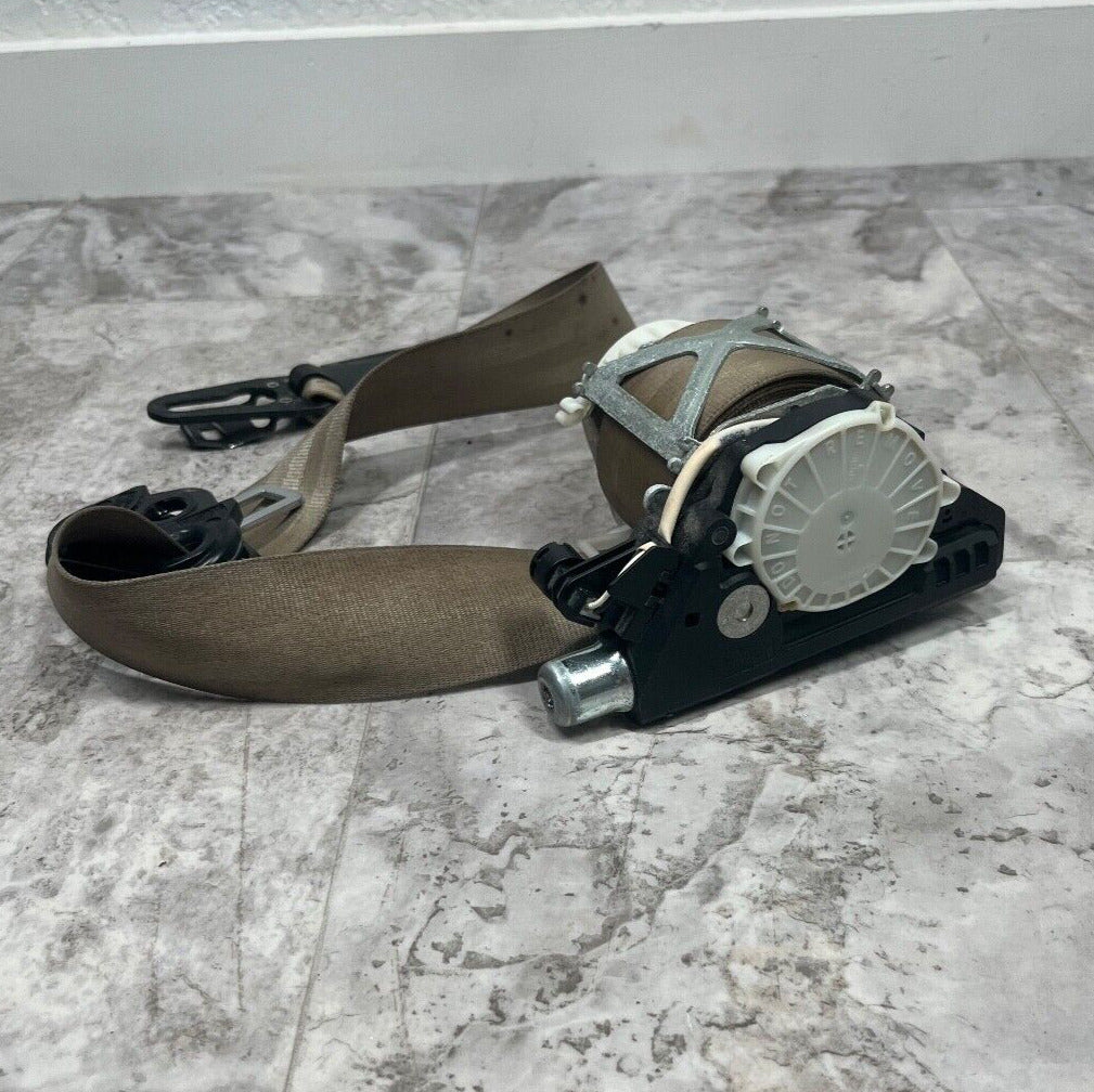 2007-15 Audi Q7 Front Right Seat Belt Retractor OEM