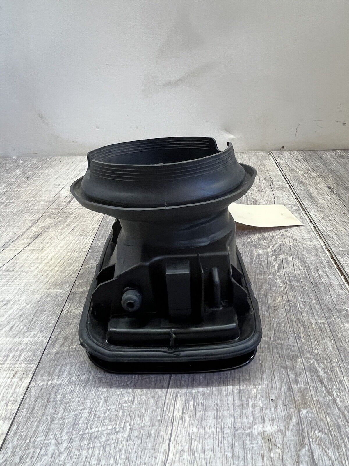 2006-12 BMW E90 E91 328i Exterior Fuel Tank Filler Door Lid Cover Panel OEM