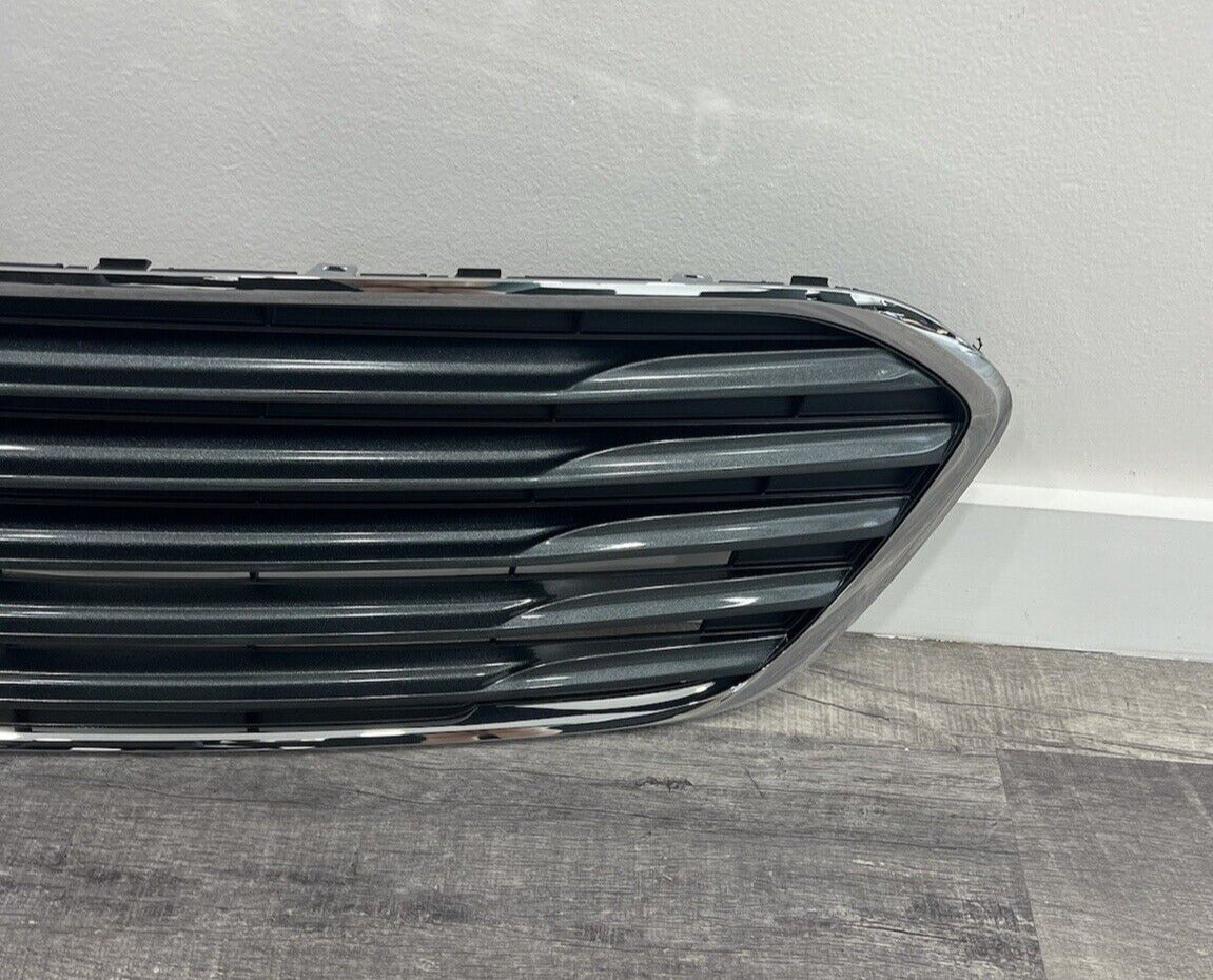 2013-15 Toyota Avalon Limited Front Bumper Lower Grille W/Chrome Trim