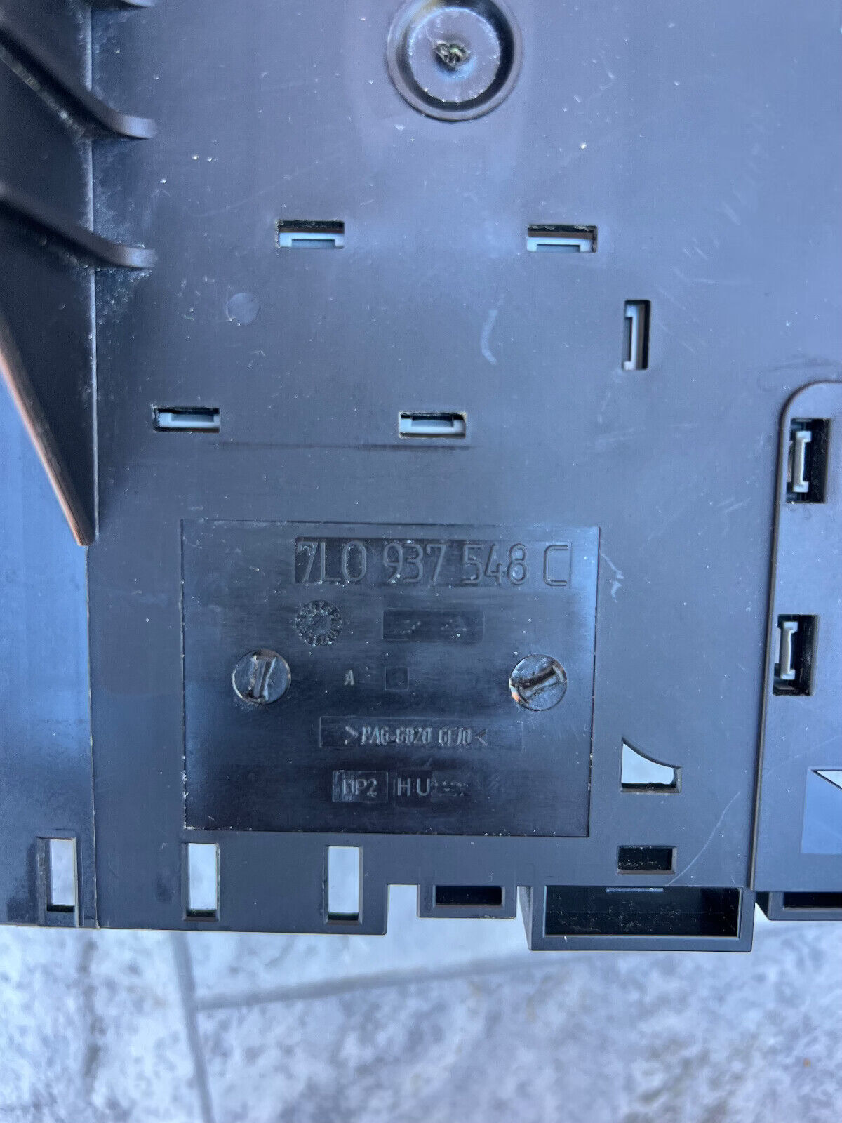 2007-15 Audi Q7 Engine Main Fuse Relay Box Block OEM