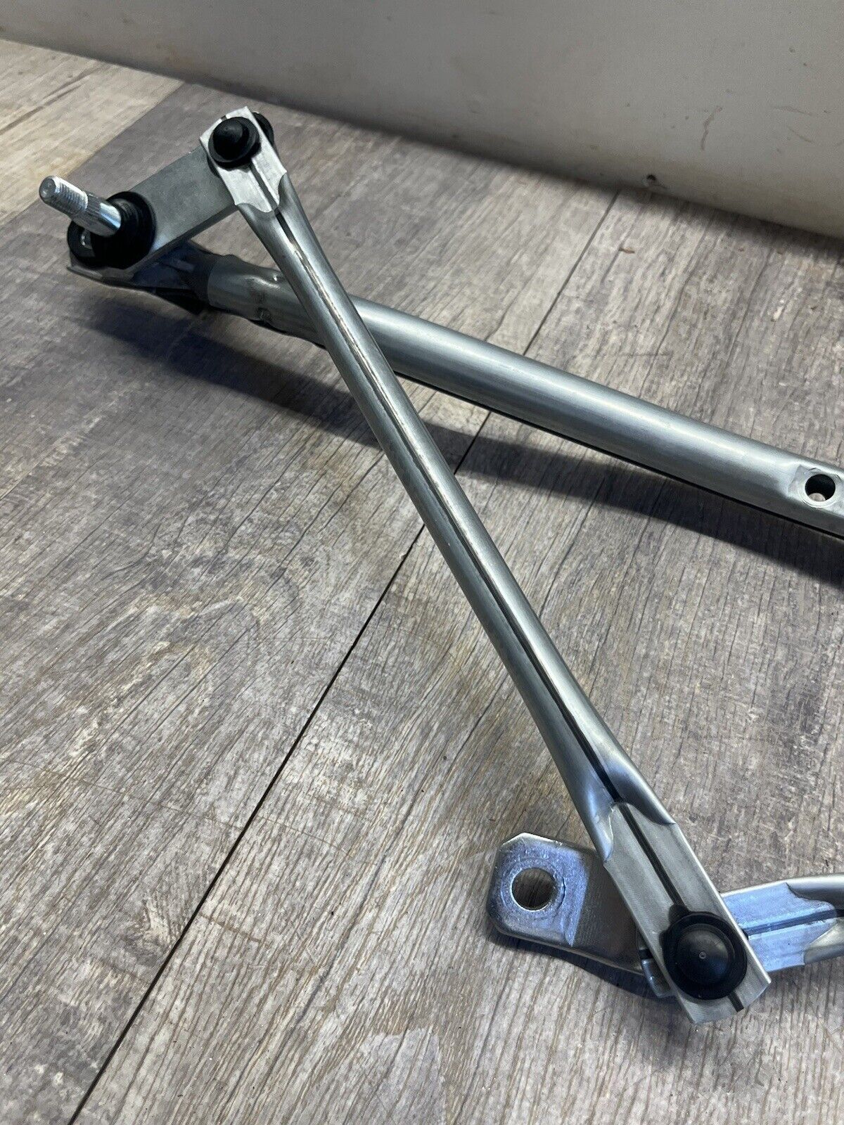 2012-15 Chevy Saturn Vue Captiva Sport Windshield Wiper Linkage