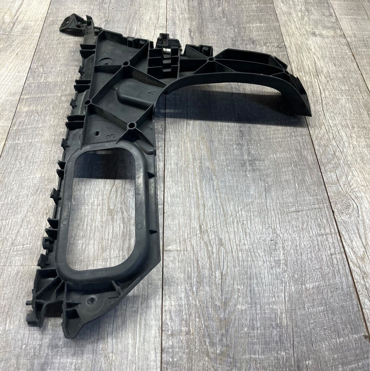 2007-15 Audi Q7 Rear Right Passenger Side Bumper Guide Bracket Support OEM