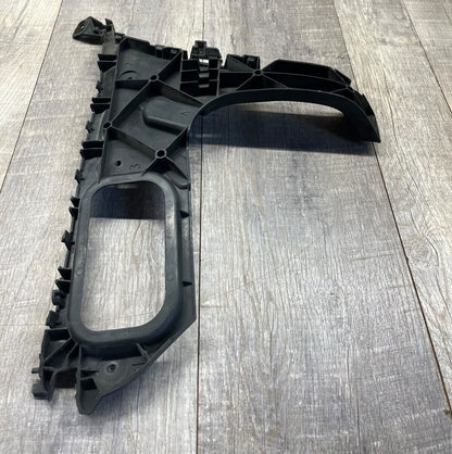 2007-15 Audi Q7 Rear Right Passenger Side Bumper Guide Bracket Support OEM