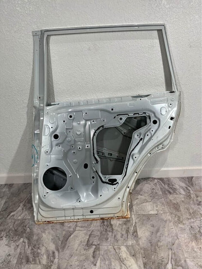2010-23 Toyota 4Runner Passenger Rear Right Side Door Shell OEM LOCAL PICK UP