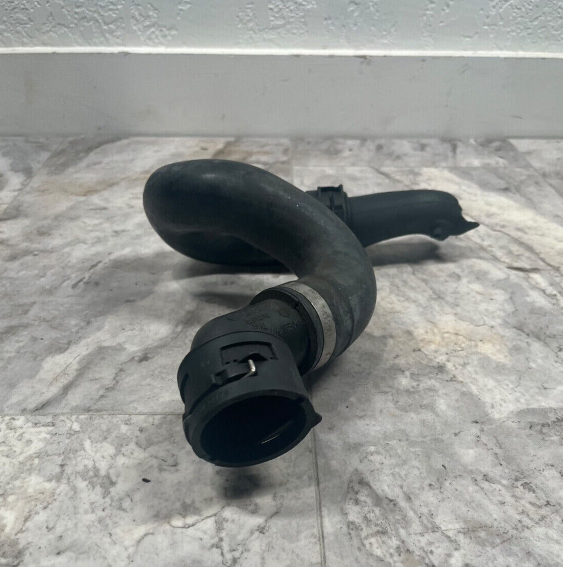 2007-15 Audi Q7 Upper Radiator Coolant Hose/Line OEM