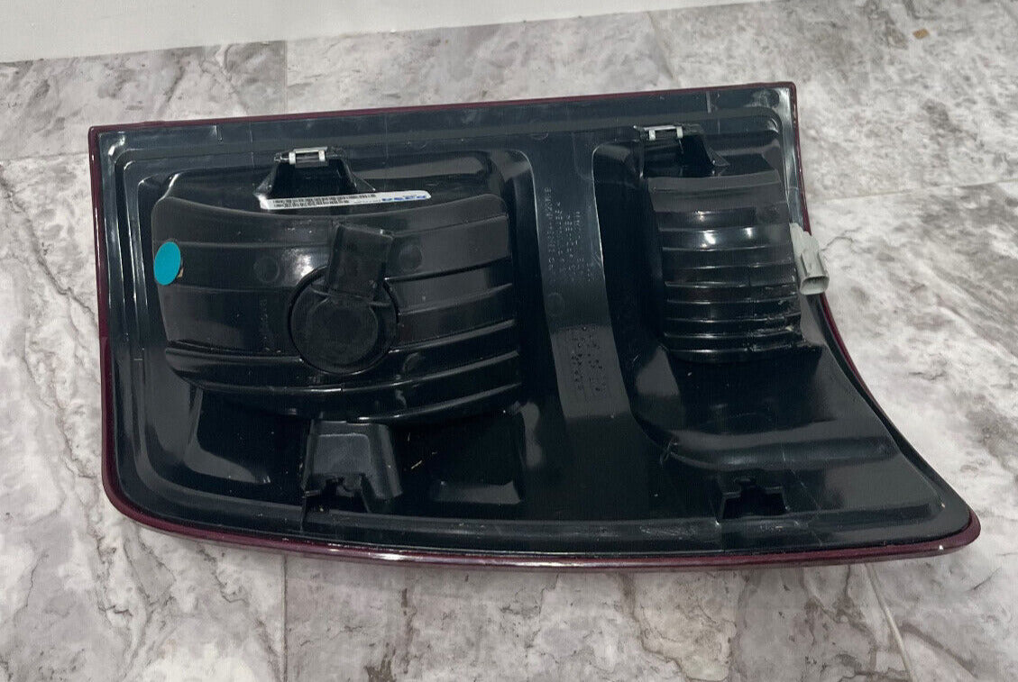 2009-18 Dodge Ram 1500/2500/3500 Rear Passenger Right Side Tail Light