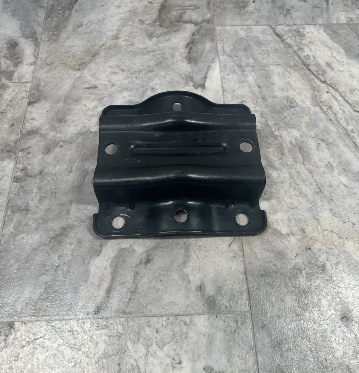 2007-15 Audi Q7 DriverShaft Mount Bracket Protector OEM