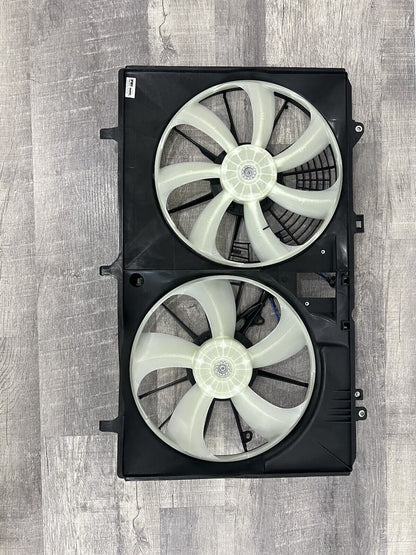 2011-16 Toyota Sienna Radiator Condenser Fan Assembly