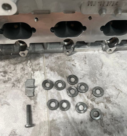 2015-16 Audi A3, A4, Q5, A6 Engine Cylinder Head & Valve & Camshaft Assembly