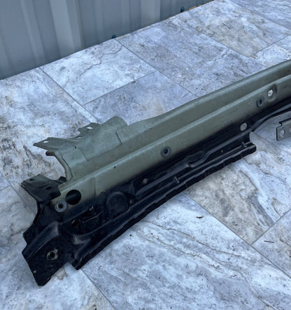 2007-15 Audi Q7 Front Right Upper Fender Mount Bracket Reinforcement OEM