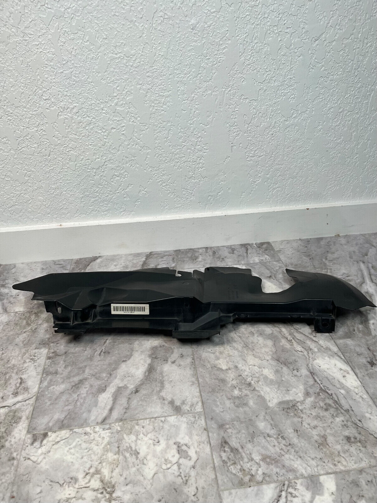 2011-15 Audi Q7 Front Right Radiator Air Guide Duct OEM
