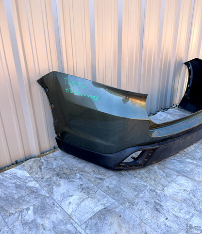 2014-18 Toyota Highlander Rear Bumper Cover OEM