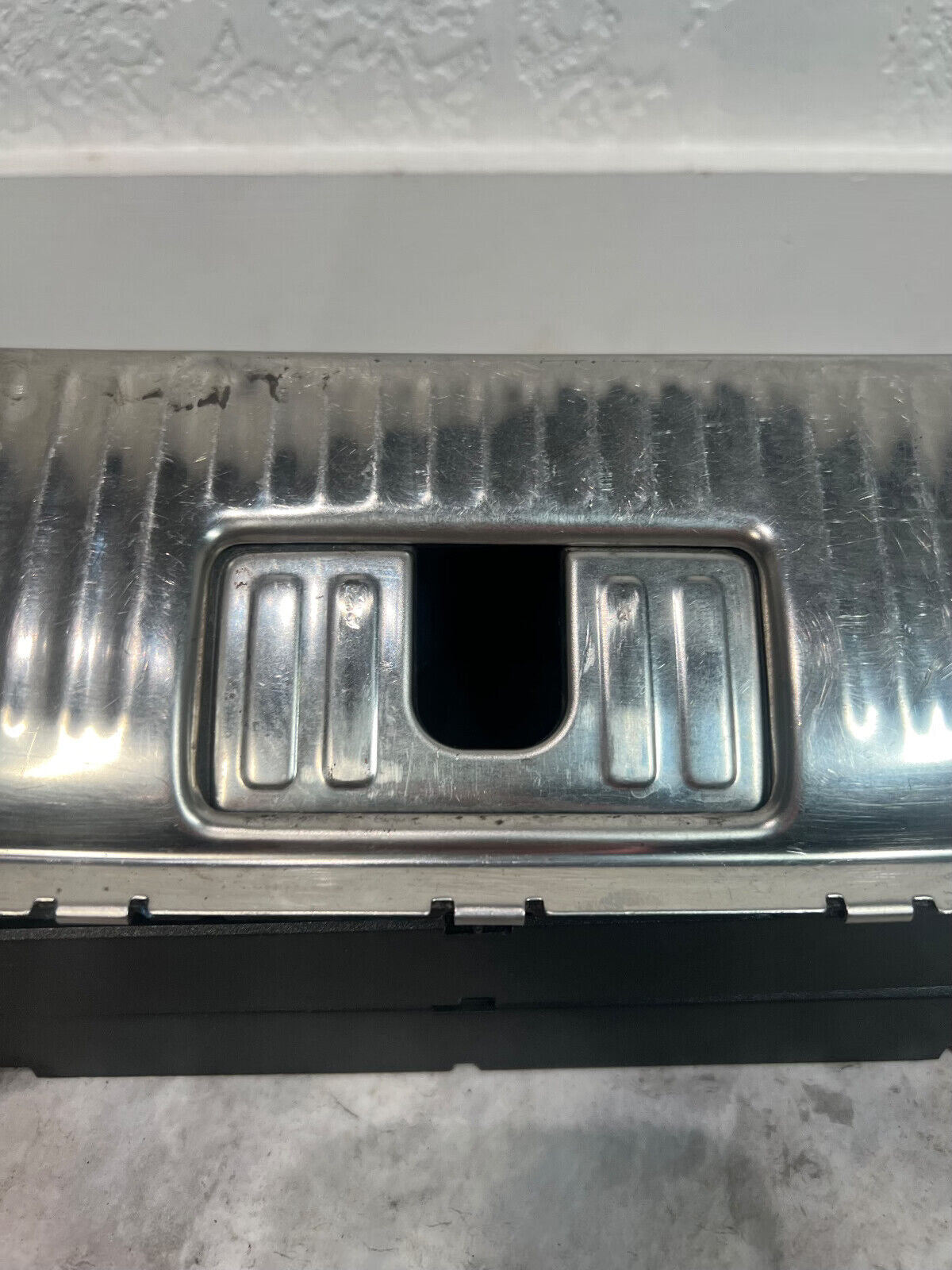 2007-15 Audi Q7 Rear Trunk Sill Scuff Plate Trim Cover Panel Molding OEM