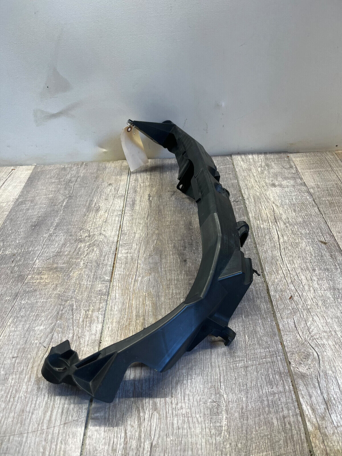 2009-12 BMW E90 328i 335i Right Headlight Carrier Support Mount Bracket OEM