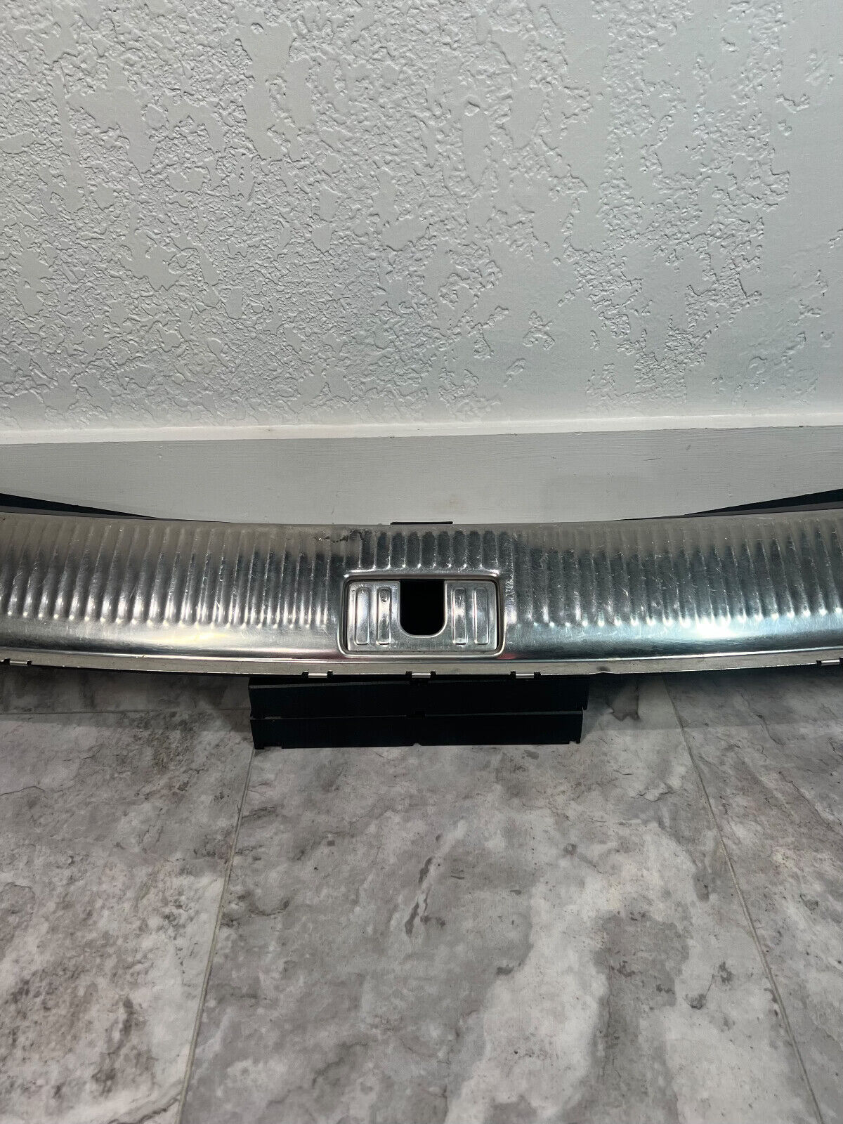 2007-15 Audi Q7 Rear Trunk Sill Scuff Plate Trim Cover Panel Molding OEM