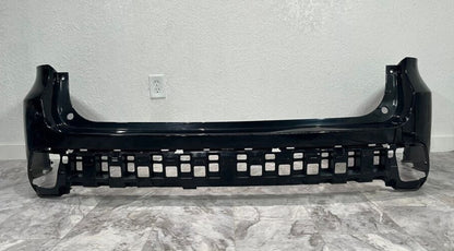 2014-18 Toyota Highlander Rear Bumper Cover OEM