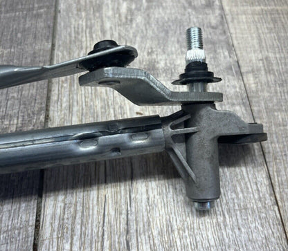 2012-15 Chevy Saturn Vue Captiva Sport Windshield Wiper Linkage
