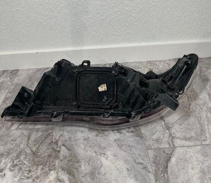 2011-12 Toyota Avalon Right Passenger Side Headlight Halogen OEM