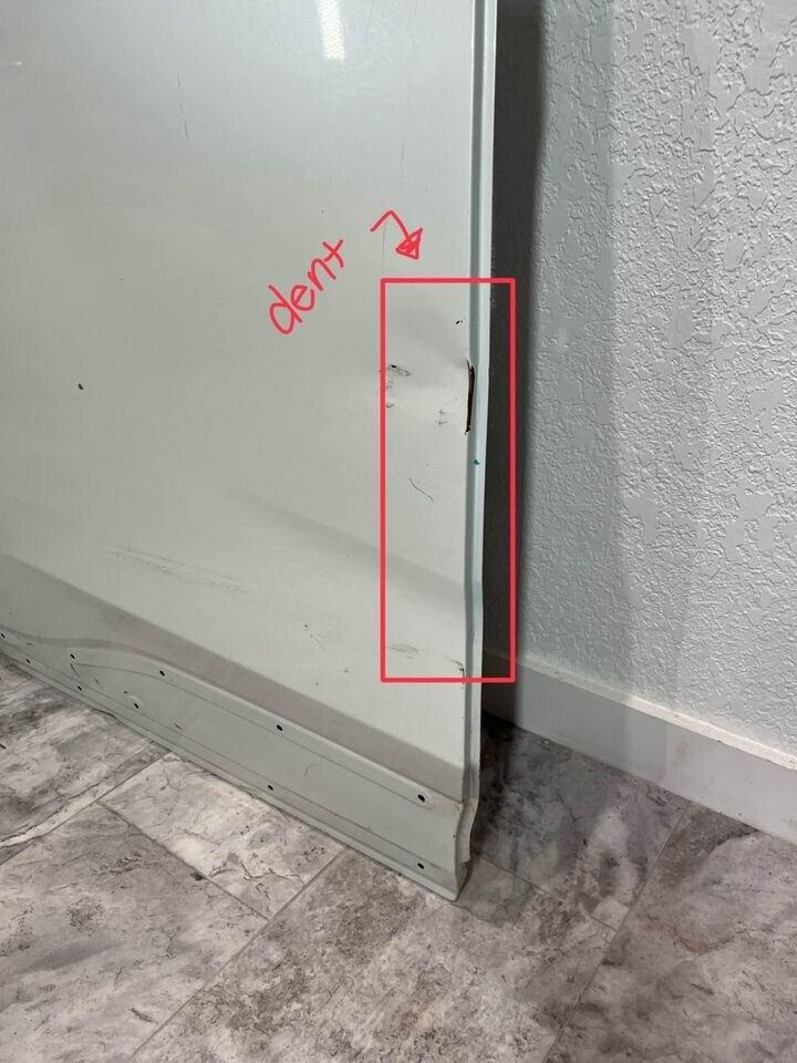 2010-23 Toyota 4Runner Passenger Rear Right Side Door Shell OEM LOCAL PICK UP