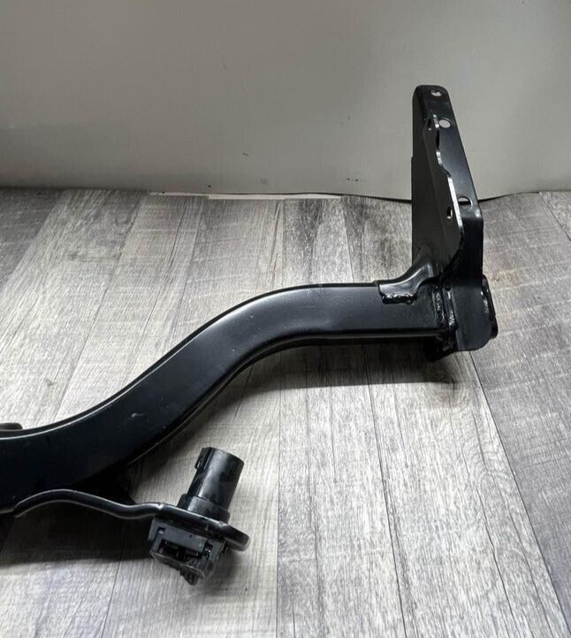 2013-20 INFINITI QX60 Rear Bumper Back Towing Trailer Hicth Bar Frame OEM