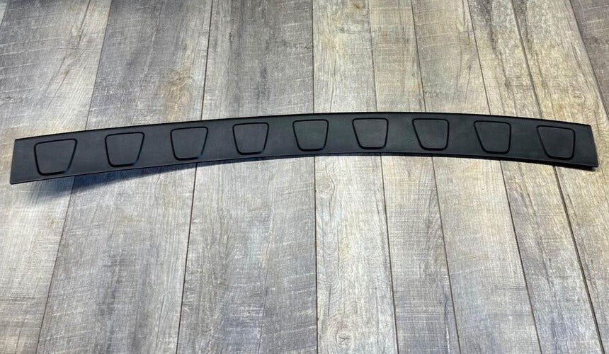 2009-15 Honda Pilot Rear Bumper Step Trim