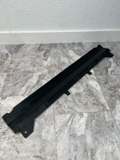 2011-15 Audi Q7 Radiator Support Air Deflector OEM
