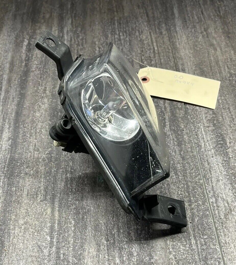 2009-11 BMW E90 E91 328i Front Left Driver Fog Light Lamp Lower Foglight OEM