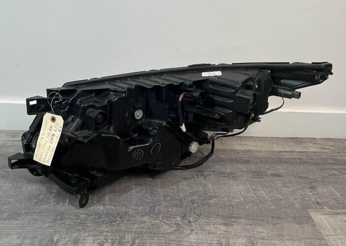 2021-23 Nissan Pathfinder Right Passenger Headlight LED OEM