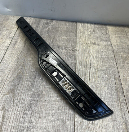 2007-11 BMW E90 E91 328i Rear Left Driver Side Door Scuff Tread Plate OEM