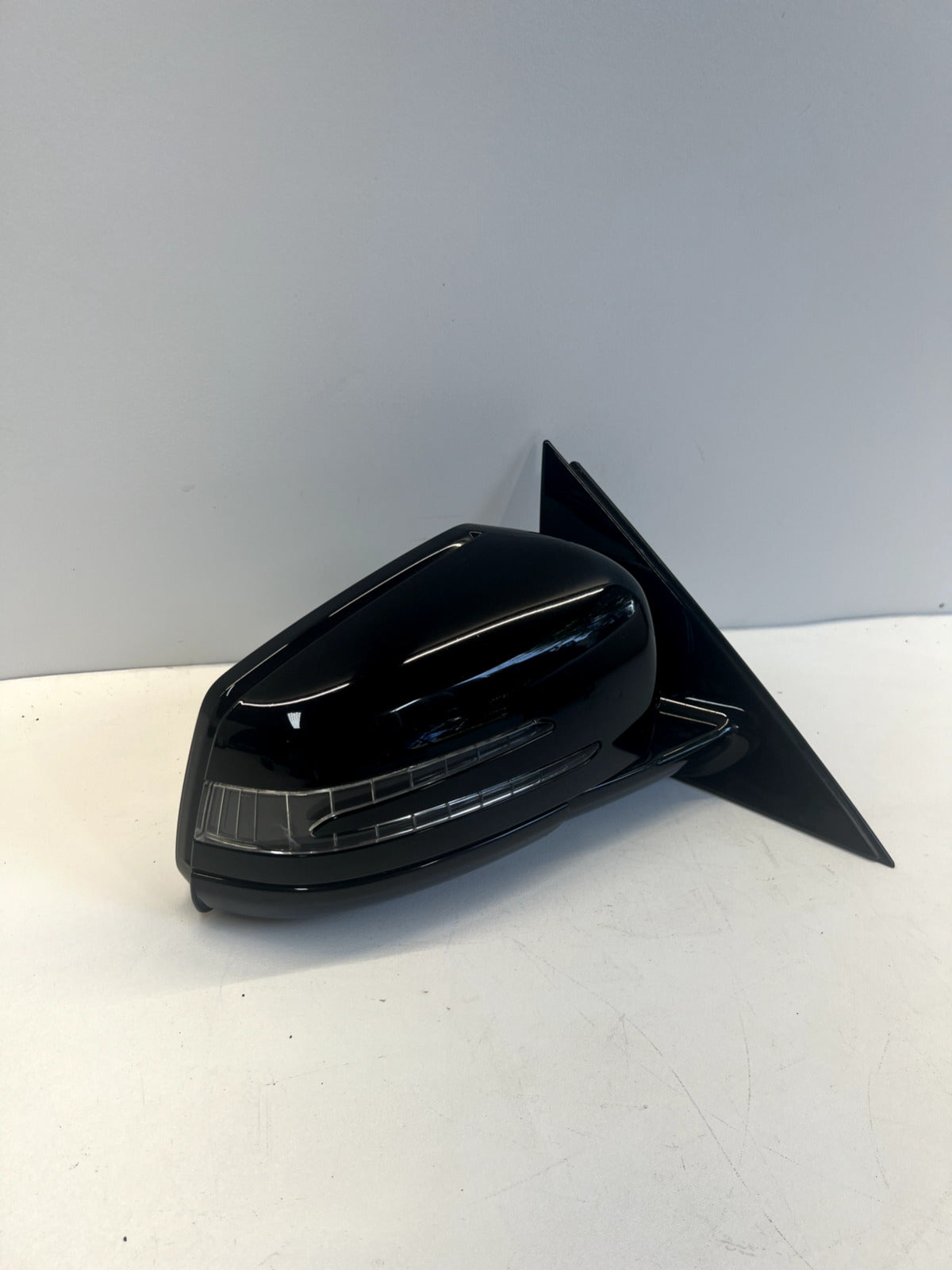 2010-13 Mercedes W221 S550 S63 AMG Rear Right Side Mirror View Door