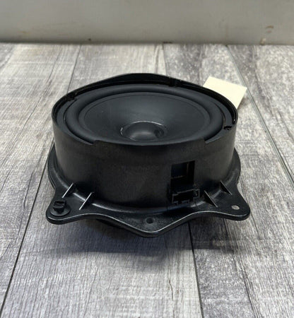 2010-13 Mercedes W221 S400 S550 Rear Left / Right Door Loud Speaker
