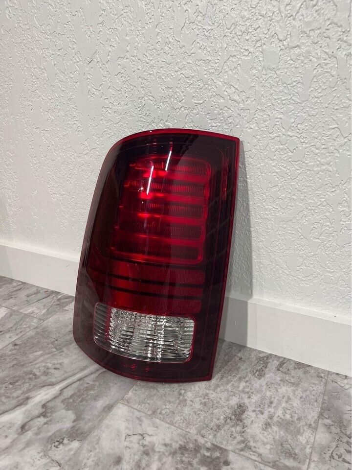 2013-18 Dodge Ram 1500 2500 3500 Rear Left Side Taillight Led