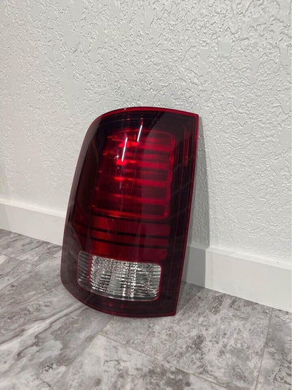 2013-18 Dodge Ram 1500 2500 3500 Rear Left Side Taillight Led