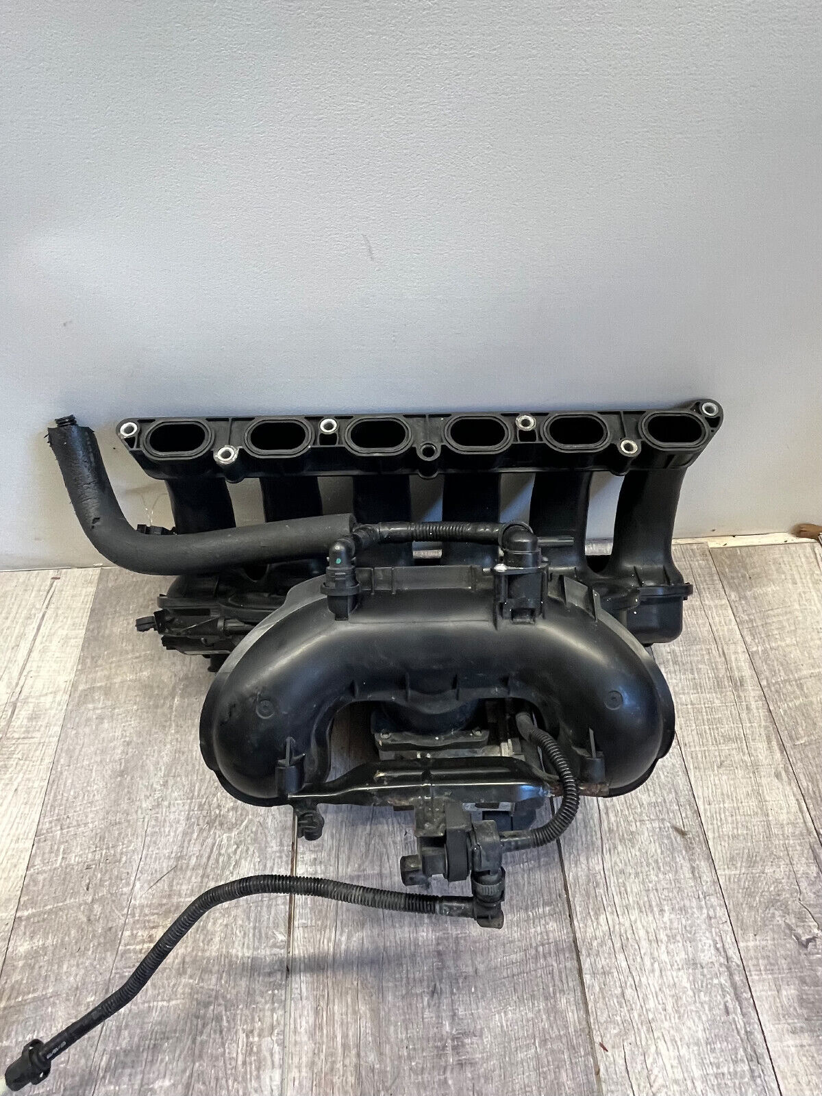 2006-13 BMW E90 328i Engine Motor Intake Manifold OEM